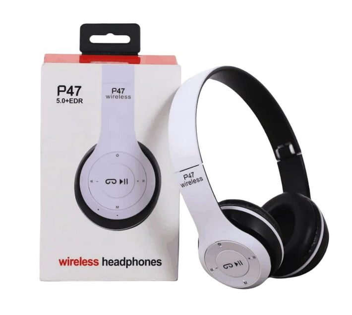 Someone’s in a Makro Bluetooth Headphones P47 White Mood