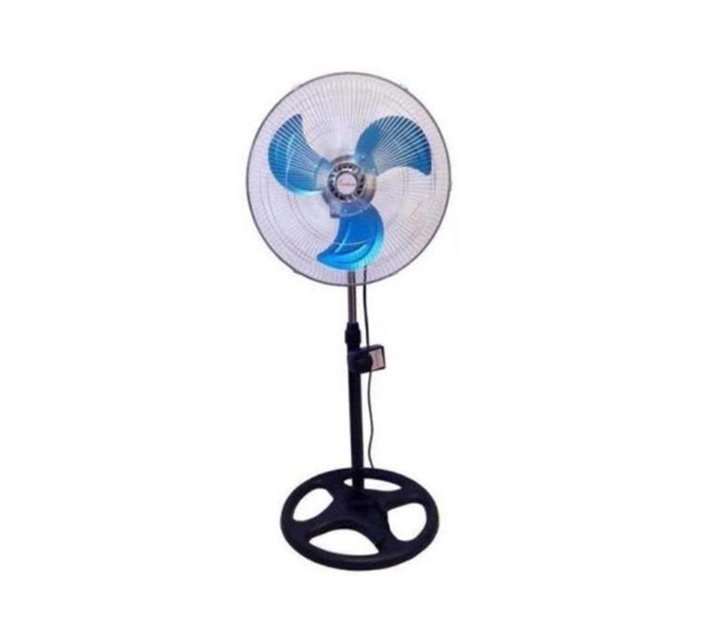 Someone’s in a Makro 18` Floor Stand Fan with Metal Blades Mood