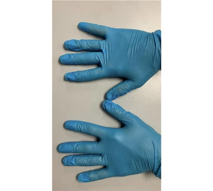 Someone’s in a Makro NITRILE COMPOSITE GLOVES 100'S MEDIUM Mood