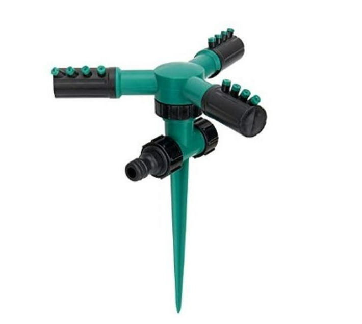 Someone’s in a Makro PSM Automatic 360 Rotating Garden Water Sprinkler