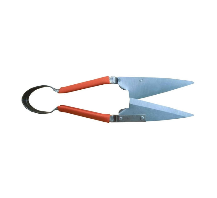 Someone’s in a Makro Garden Master Topiary Shears Mood