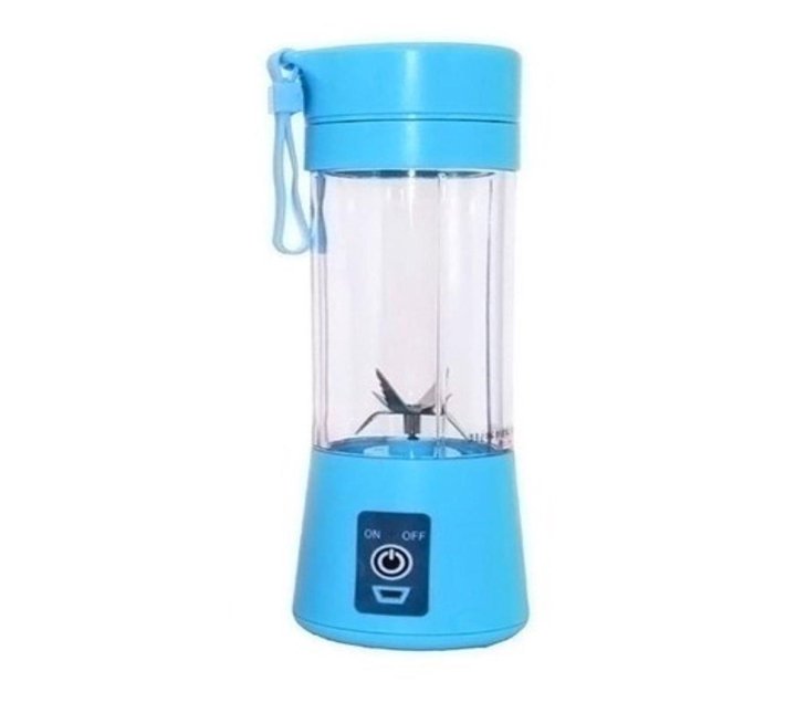 Someone’s in a Makro Simple Blender, Smoothie Maker, USB Rechargeable