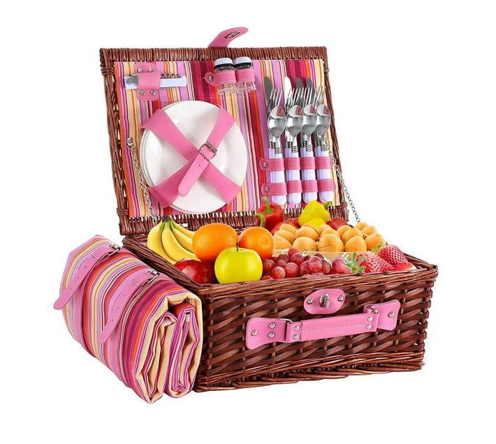 Someone’s in a Makro Wicker Picnic Basket with Cooler Compartment for 4