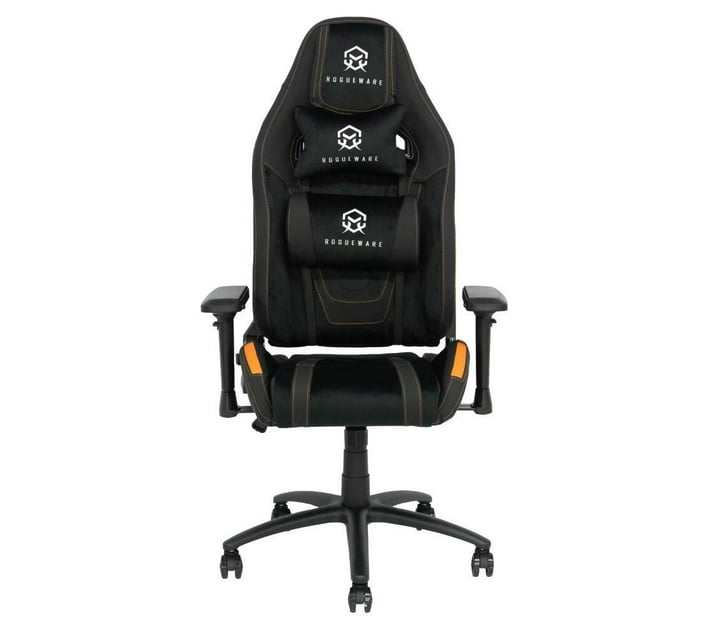 Someone’s in a Makro Rogueware GC300 Advanced Gaming Chair Black