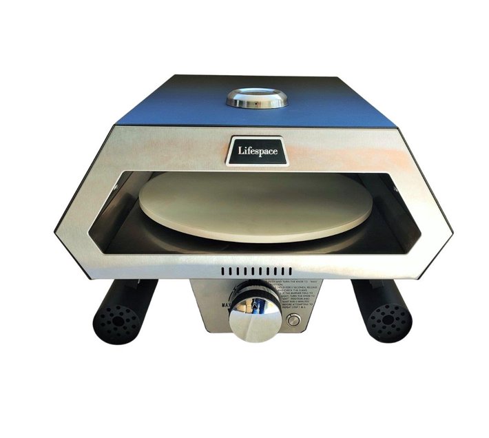 Someone’s in a Makro Lifespace Premium Gas Pizza Oven with Regulator