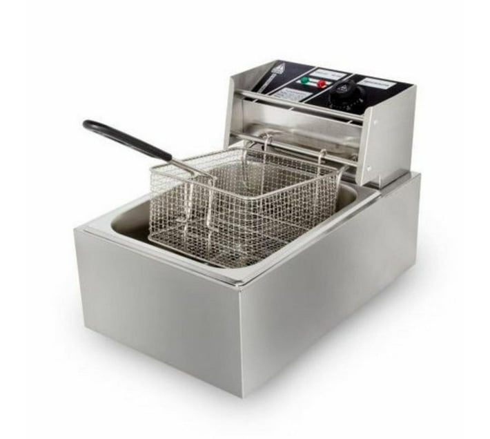 Someone’s in a Makro 6L Electric Deep Fryer Mood