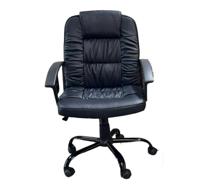Someone’s in a Makro Smte Executive Leather Office ChairBlack Mood