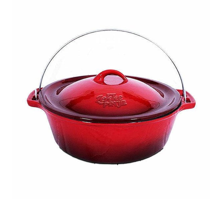 Someone’s in a Makro Enamel Coated Cast Iron Baking Pot Red Mood