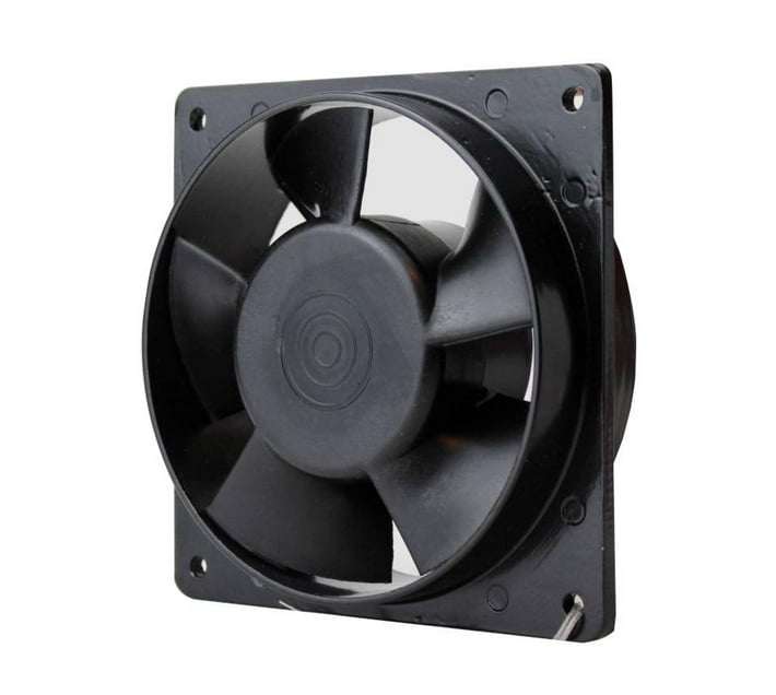 Someone’s in a Makro High Temperature Resistant Extractor Fan VA 12/2K Mood