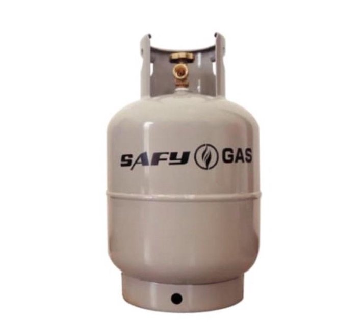 Someone’s in a Makro 5kg Safy Gas Cylinder/ Bottle Mood