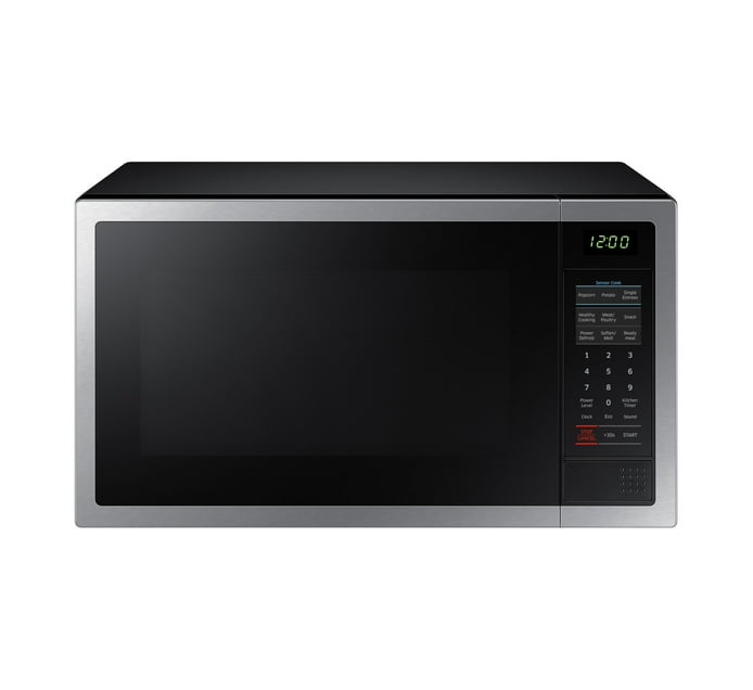 Someone’s in a Makro Samsung 28 l Solo Microwave Mood