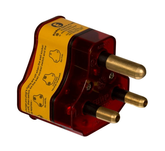 Someone’s in a Makro Ellies 16 A High Surge Protection Plug Mood