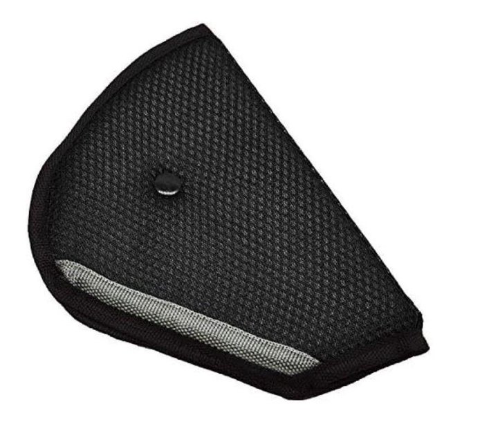 Someone’s in a Makro Comfortable Safety Harness for Seat Belts Black Mood