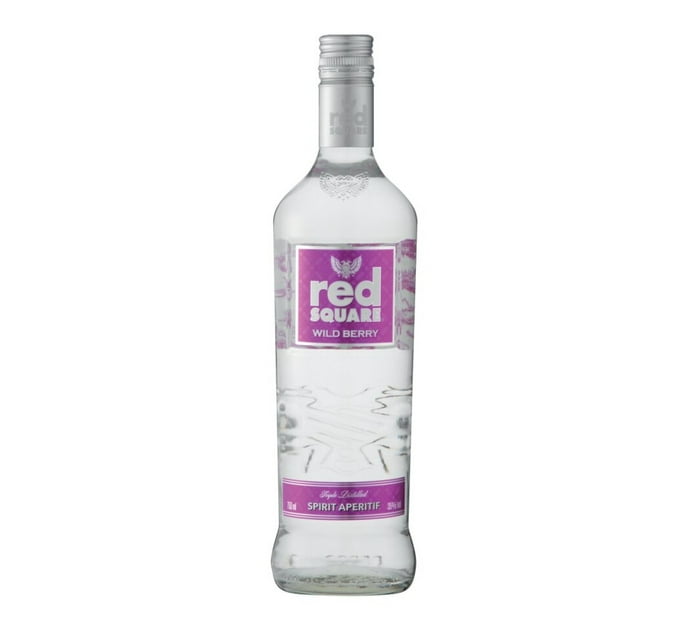 Someone’s in a Makro Red Square Infused with Wild Berries (1 x 750 ml) Mood