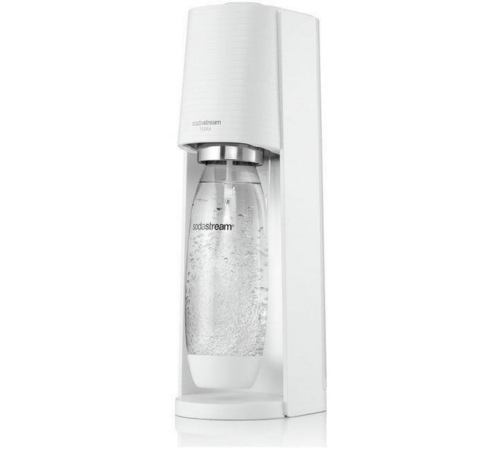 Someone’s in a Makro Sodastream Spirit Sparkling Water Maker Mood