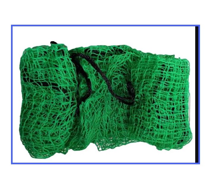 Someone’s in a Makro 2 * 2m Golf Practice Net Heavy Duty Impact Netting