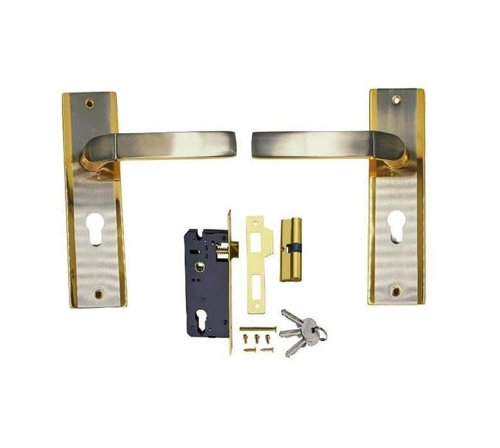 Someone’s in a Makro Cylinder Door Lock Set with Gold Border Modern