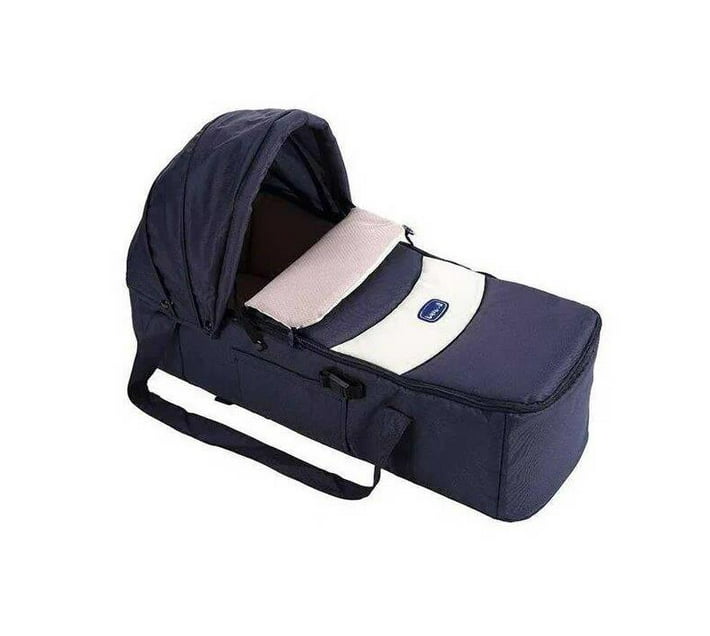 Someone’s in a Makro Newborn Baby Carry Cot Travel Bed Mood