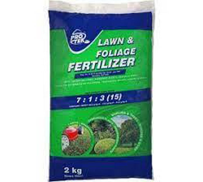 Protek Lawn & Foliage Fertilizer 2Kg | Makro