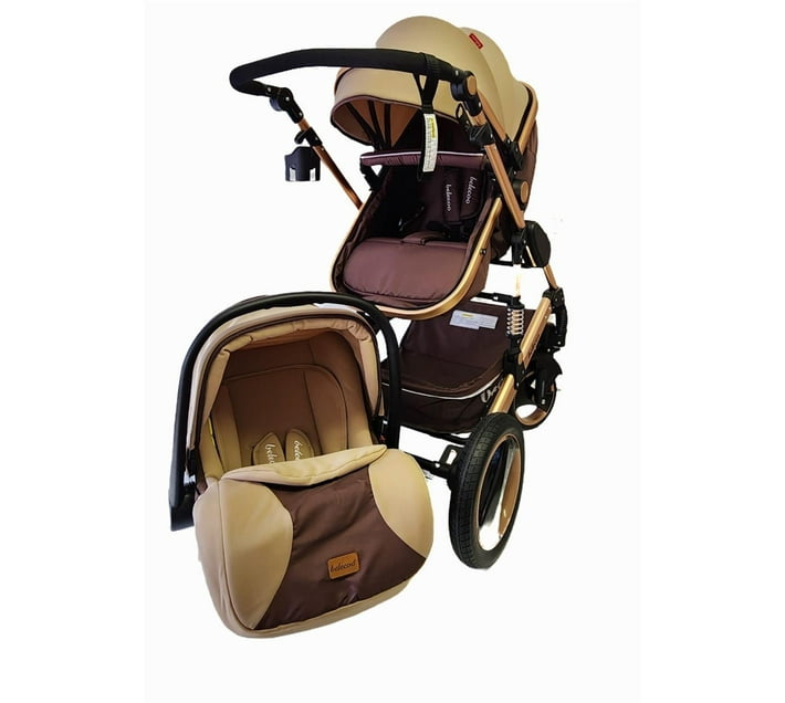 Someone’s in a Makro Belecoo travel system Mood