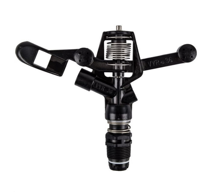 Someone’s in a Makro Vyrsa Plastic Sprinkler 36 360 Degree X 20Mm Mood