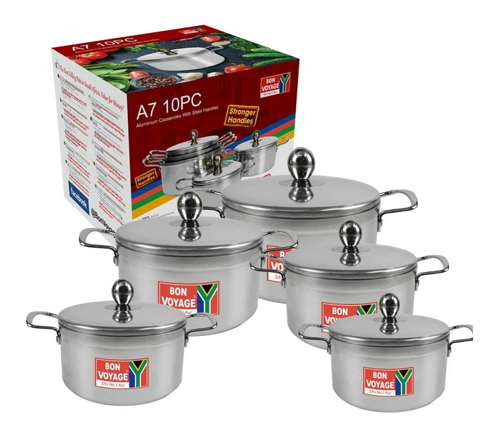 Someone’s in a Makro Bon Voyage Ace 10 Piece Pots Cookware Set