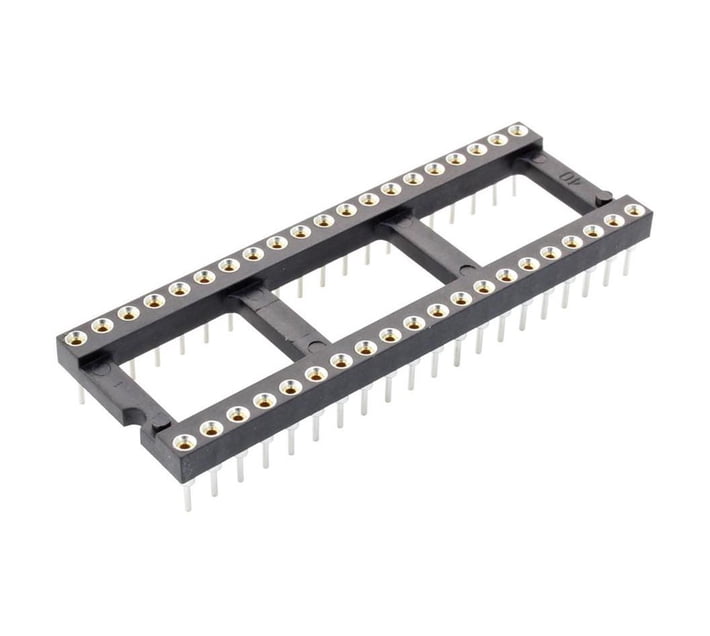 Someone’s in a Makro Harwin (D2832-42) IC & Component Socket, 32 ...