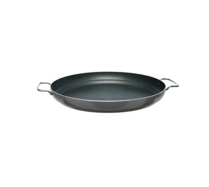 Someone’s in a Makro Cadac Paella Pan 50 Mood