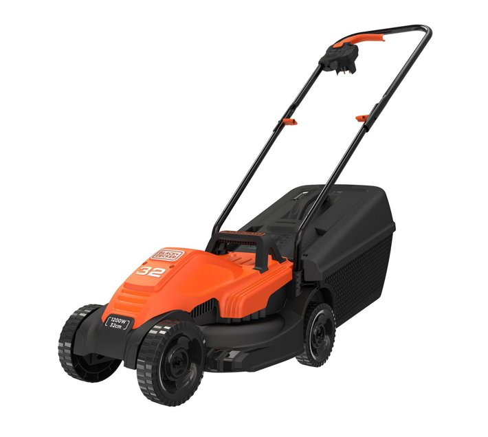 Someone’s in a Makro Black+Decker 1200W Electric Lawn Mower, 32cm Deck