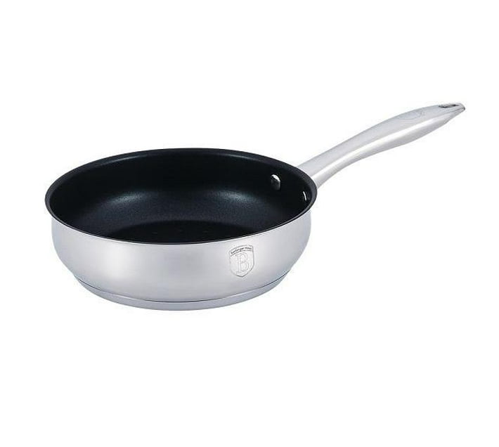 Someone's in a Makro Berlinger Haus Silver Belly Collection 20cm Frypan Mood