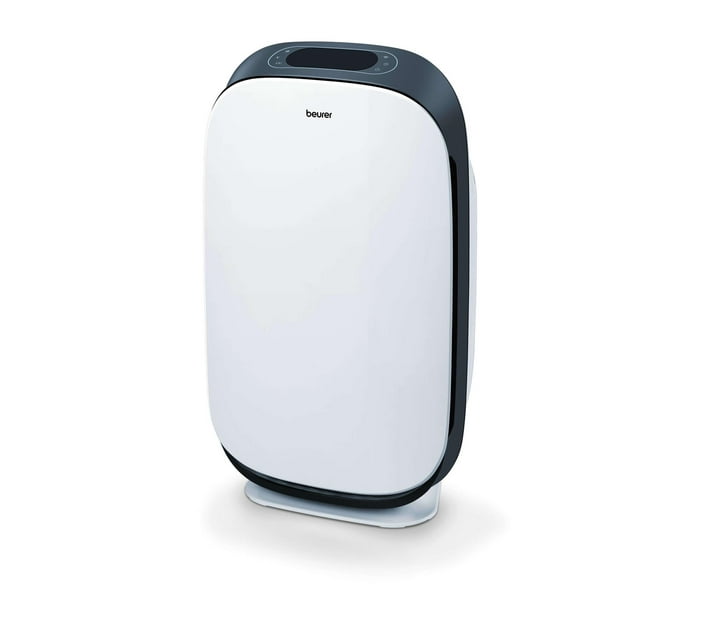 Someone’s in a Makro Beurer Air Purifier LR 500 Connect Mood