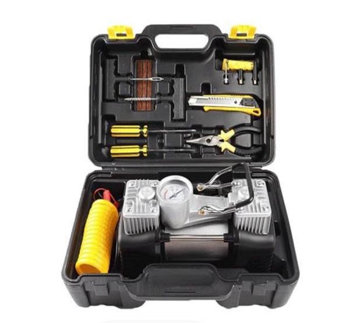 Someone’s in a Makro PSM 2 Cylinder Air Compressor Mood