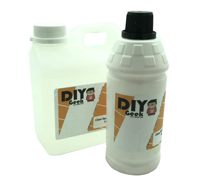 Someone’s in a Makro Clear Epoxy Resin 100 1.5kg Mood