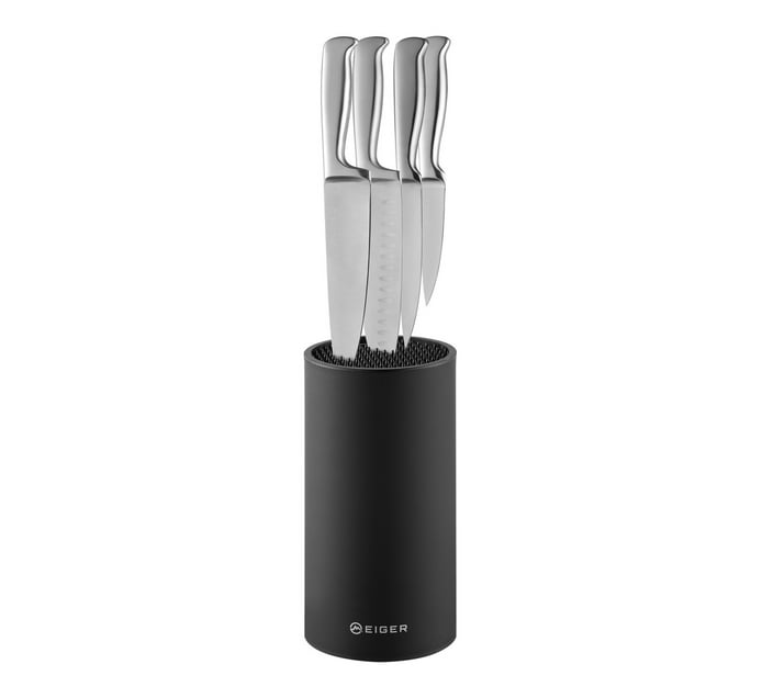 Someone’s in a Makro Eiger Stainless Steel Knife Block Set Mood