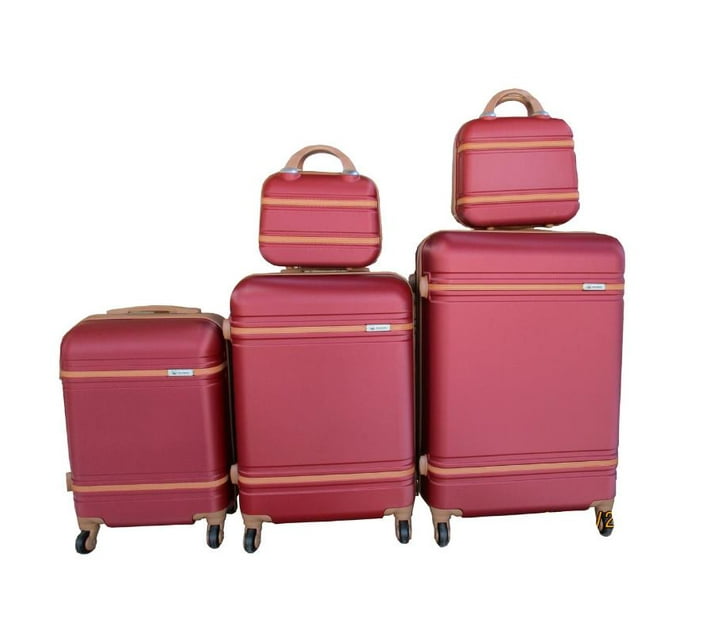 Someone’s in a Makro Sastro - 5 Suitcases Travel Trolley Luggage Set ...