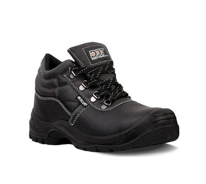 Safety sales shoes makro