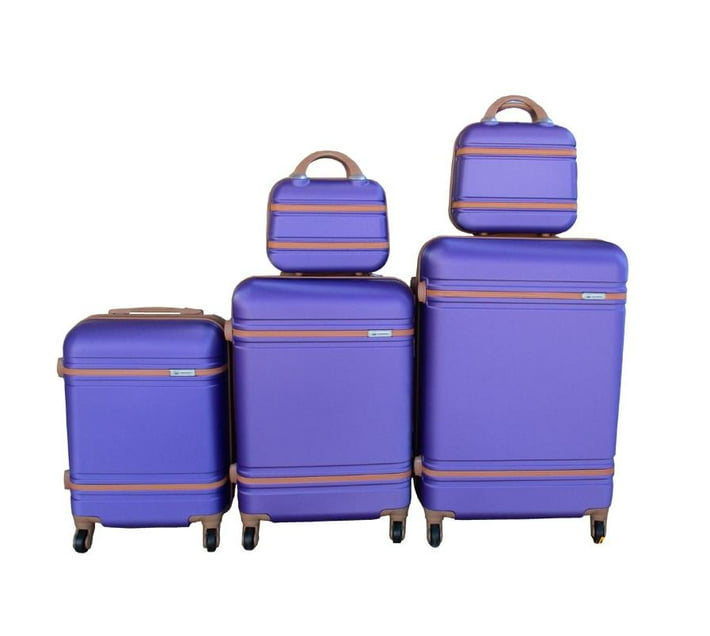 Someone’s in a Makro Sastro - 5 Suitcases Travel Trolley Luggage Set ...