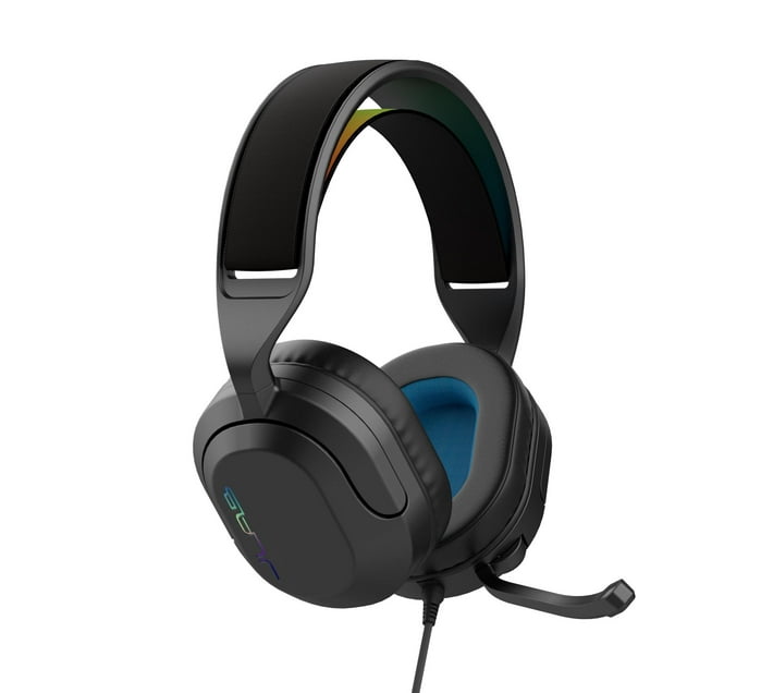 Someone’s in a Makro JLAB NIGHTFALL Wired Gaming Headset Mood