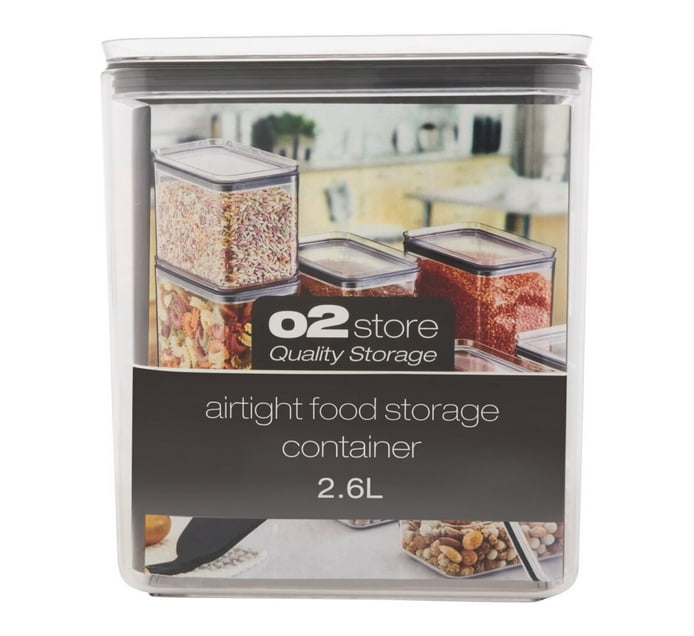 Someone’s in a Makro O2 Food Storage Container Mood