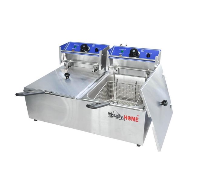 Someone’s in a Makro Totally Home 6L + 6L Double Pan Deep Fryer with