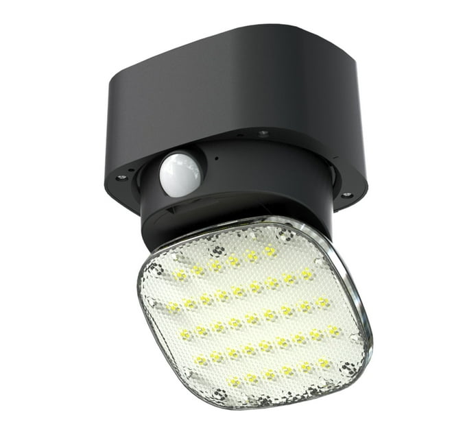 Someone’s in a Makro Lightworx 2000Lumen Solar Floodlight with