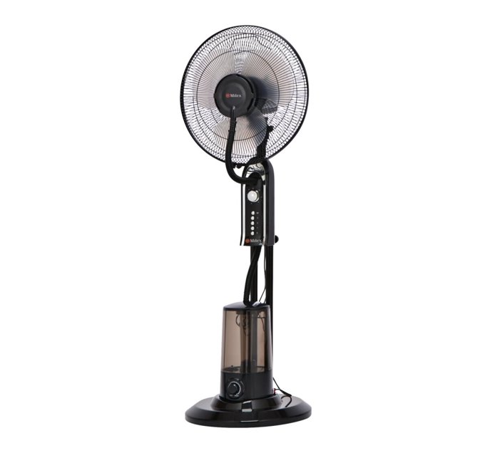 Someone’s in a Makro Milex Xl Misting Fan Mood
