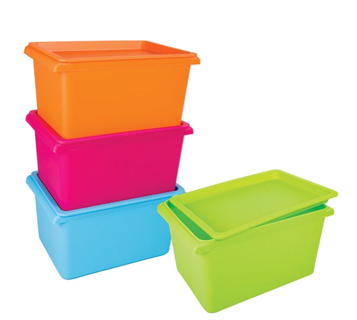 Someone’s in a Makro Plastic Container With Lid 28x18x14cm Set of 4