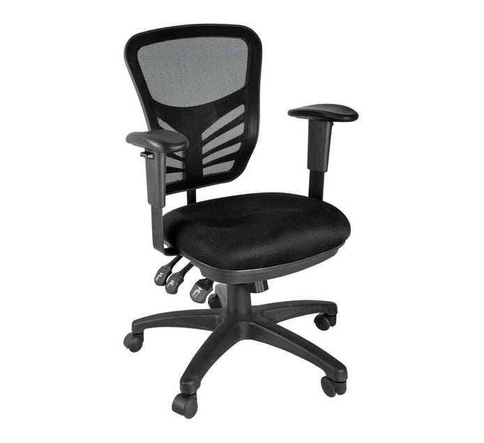 Someone’s in a Makro Elite Kingston Executive Operators Chair Mood