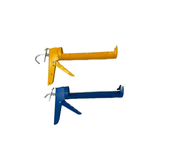 Someone’s in a Makro Silicone / Glue Gun Mood