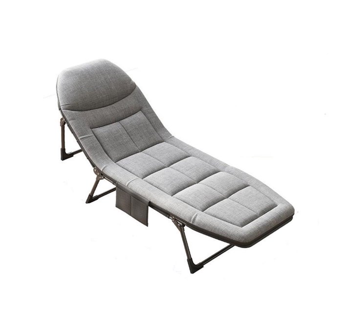 Someone’s in a Makro FB002GR, Folding Camp Bed Mood