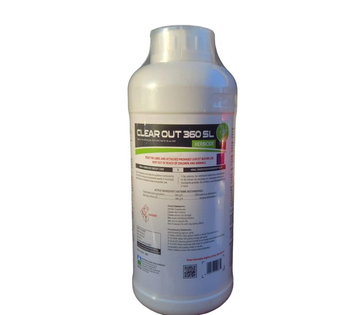 Someone’s in a Makro Clear Out 360SL Herbicide weedkiller 1 liter