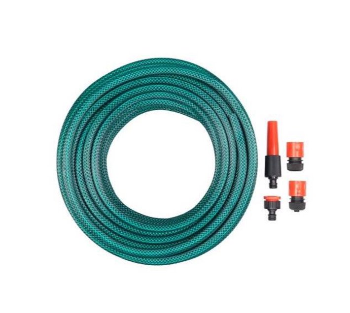 Someone’s in a Makro Hose Pipe Green with Fittings 12mm x 20m Mood