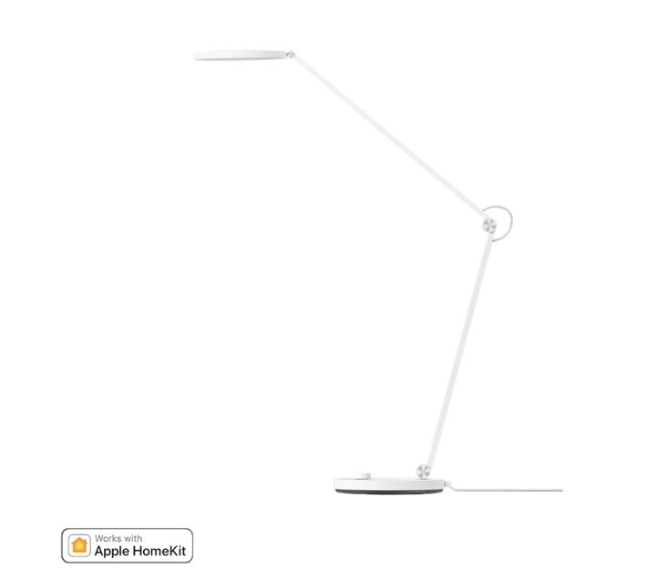 Someone’s in a Makro Xiaomi Smart Led Desk Lamp Pro Mood