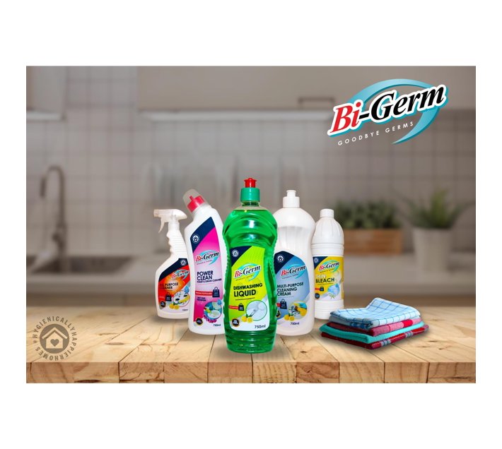 Someone’s in a Makro Super Cleaning Combo Mood